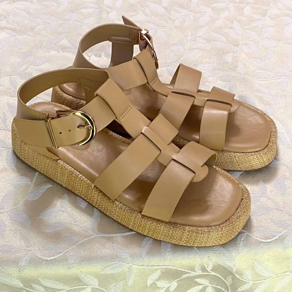 🆕 Bamboo Sandals Womens size 7 Beige Tan Casual Strappy Mayven NEW